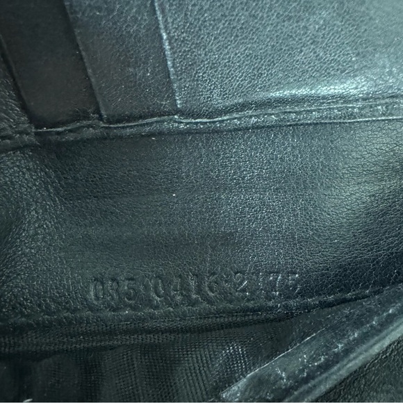 Authentic Gucci black leather bifold wallet for women - Picture 7 of 10